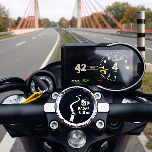 Radarwarnung fürs Motorrad: Was ist erlaubt?