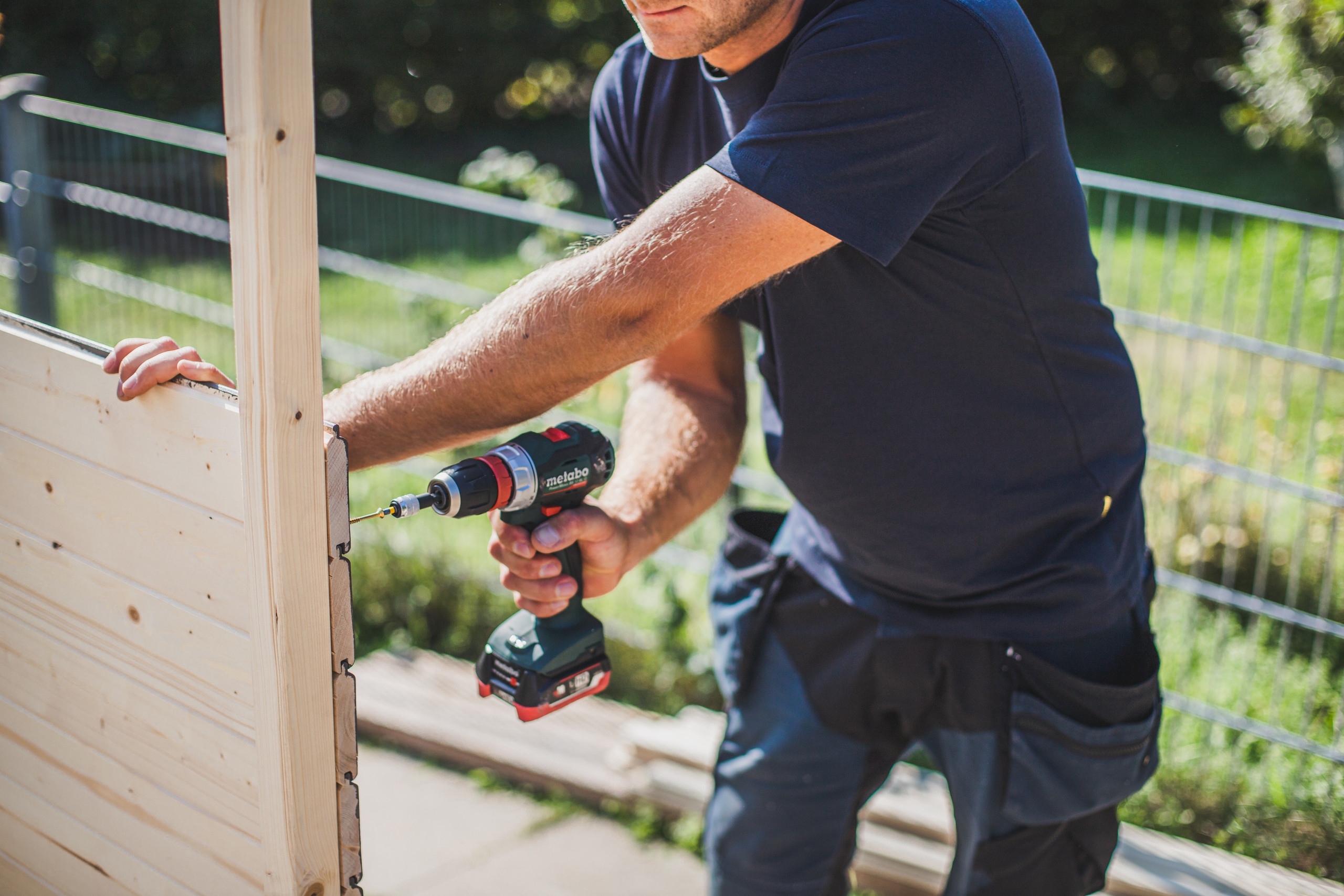 Wir kommen zu Ihnen nach Hause und bauen das Produkt vor Ort auf.