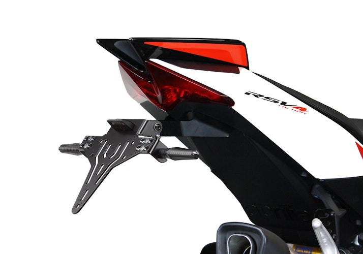 PROTECH Kennzeichenhalterset inkl. Reflektor und Kennzeichenbeleuchtung V-SHAPE - 5820526