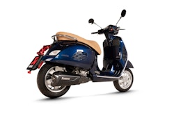 Akrapovič Slip-On Line (SS) Black Vespa GTS300/SEI Giorni/Super 2021-