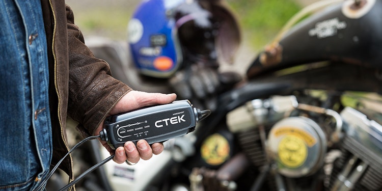 CTEK CT5 Powersport UK Batterieladegerät
