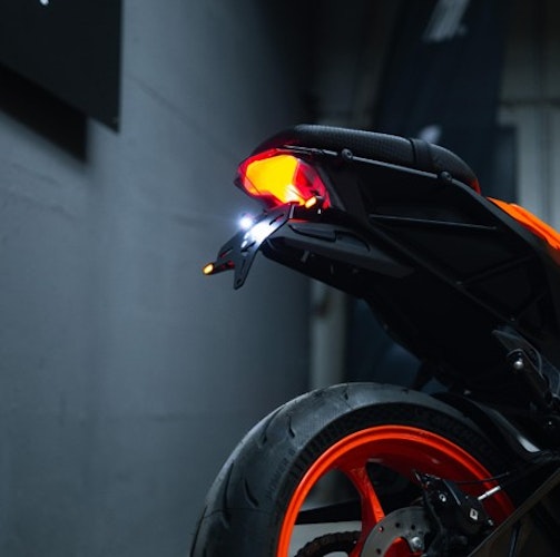 MOTOISM Kennzeichenhalter