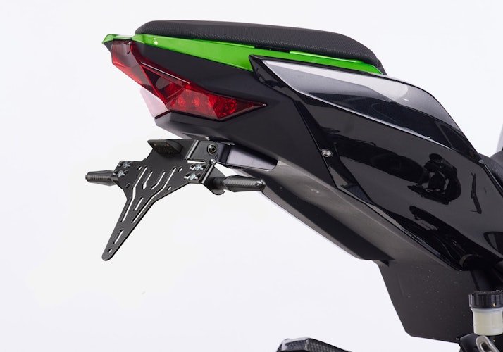 PROTECH V-SHAPE Kennzeichenhalter SET mit Reflektor und Beleuchtung Alu & Stahl Schwarz für KAWASAKI ZX-10R, ZX-10R SE, ZX-10RR