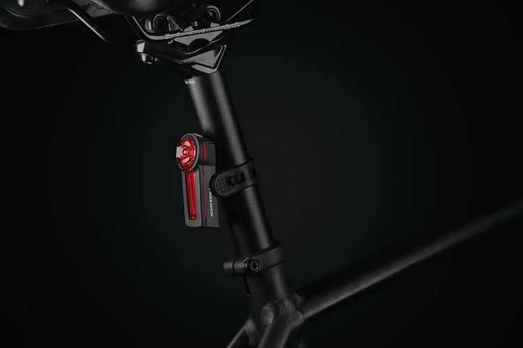 Trelock Rücklicht LS 740 I-GO Vector schwarz ohne Bremslicht