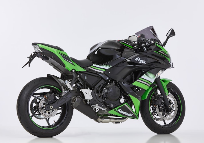 SHARK KOMPLETTANLAGE Edelstahl beschichtet/Carbon schwarz-matt DSX-7 für KAWASAKI Ninja 650,Z650,Z650 RS EURO5+  
