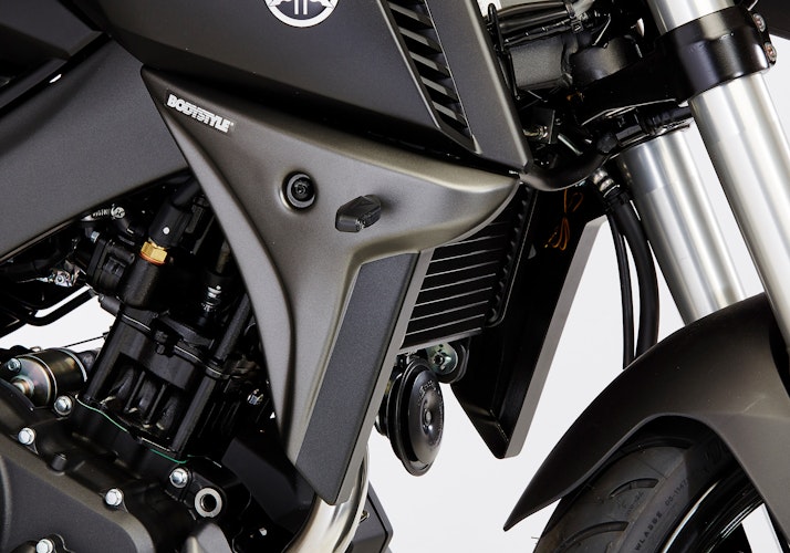 BODYSTYLE Sportsline Kühlerseitenverkleidung  ABS Kunststoff unlackiert für YAMAHA MT-125 