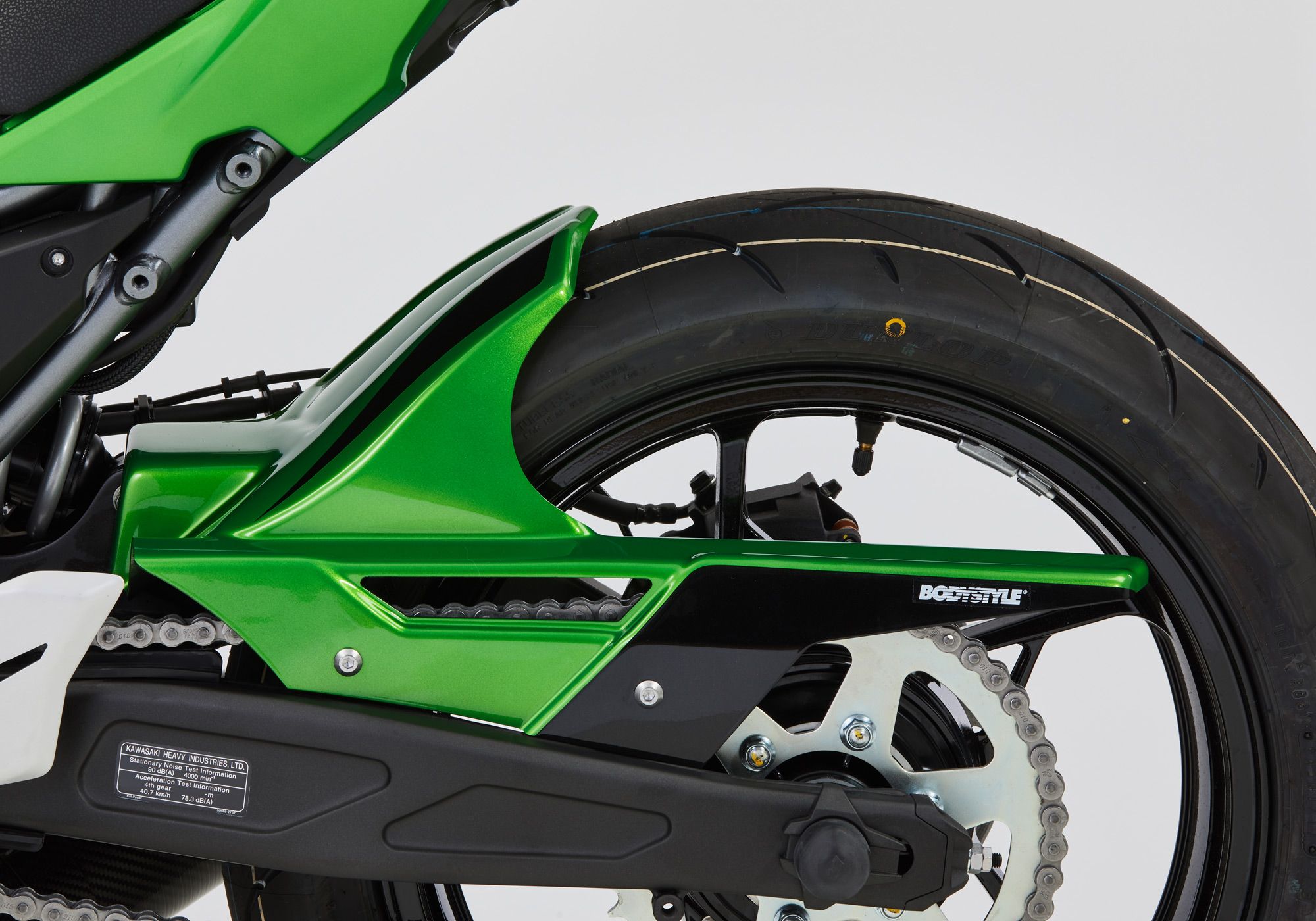 BODYSTYLE Sportsline Hinterradabdeckung ABS Kunststoff grün für KAWASAKI Z650 