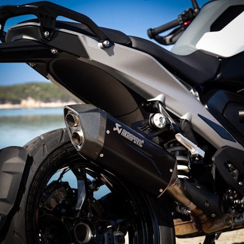 Akrapovič Slip-On Titanium Blackline BMW R1300GS 2023-2024 