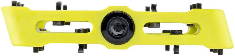 Brave Pedal Dirt Light 369 g grün