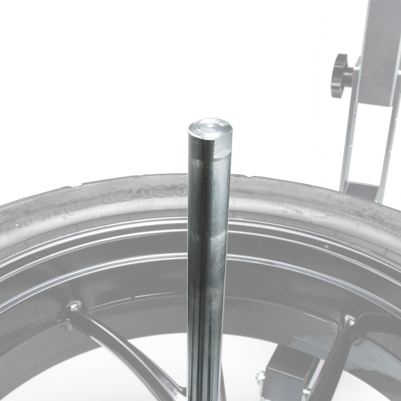 Eingefräste Schlüsselweite an der 20 mm-Achse