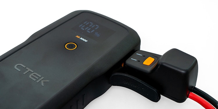 CTEK RB 3000 Booster Starthilfegerät