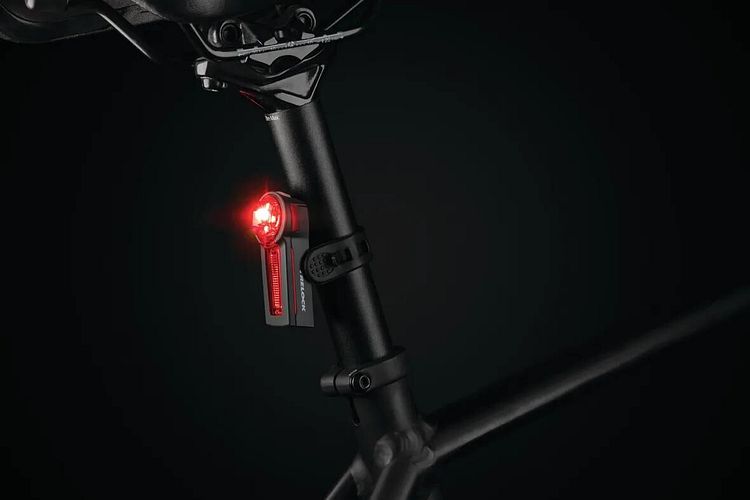 Trelock Rücklicht LS 740 I-GO Vector schwarz ohne Bremslicht