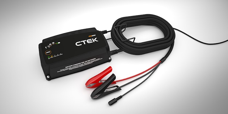 CTEK PRO25SE EU professionelles 12‑V Batterielade- und Stromversorgungsgerät 25 A